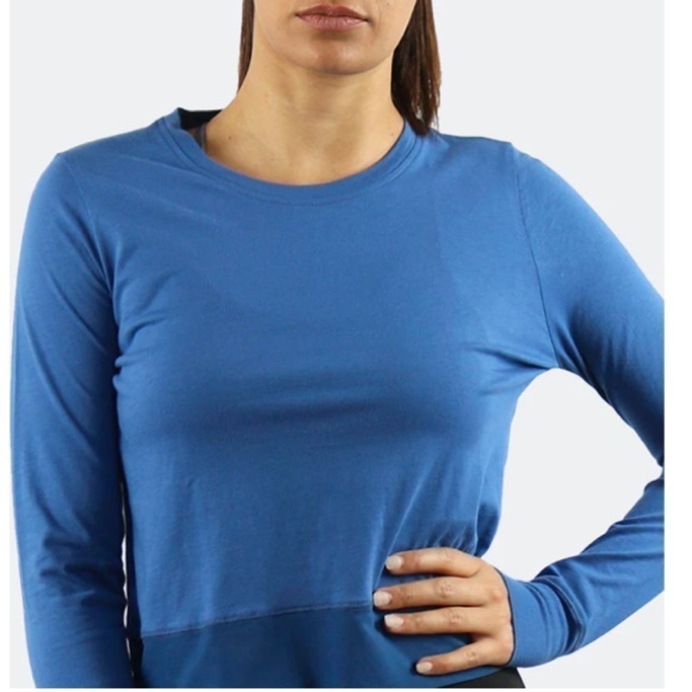 hyprMV Long Sleeve Cross Back Cropped Top/Medium/NWT